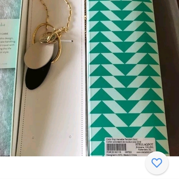 Stunning Stella & Dot Color Pop Pendant. 26" chain with 3" extender. - Picture 8 of 16
